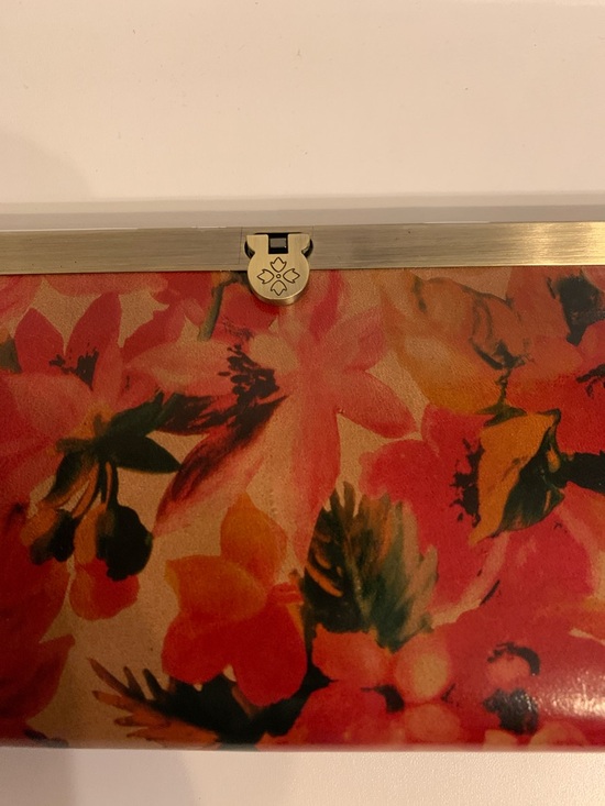 Patricia Nash Red and Orange Floral Leather Wallet - Picture 2 of 6